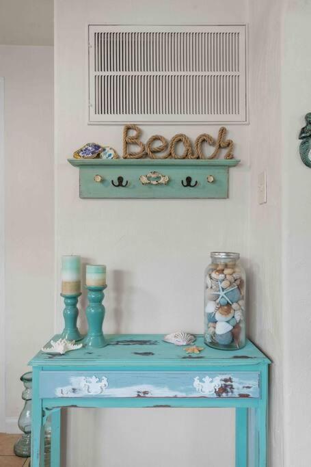 Beach Bungalow - 1 Block To Beach - Pets Welcome! Norfolk Eksteriør bilde